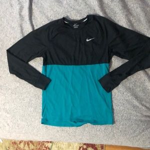 Nike long sleeve dri-fit shirt